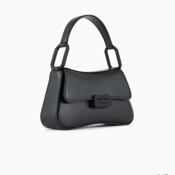 ARMANI Leather baguette shoulder bag with strap BRAND NEW WITH TAGS - Picture 2 of 3